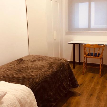 Low Cost Rooms La Merced Malaga Exterior photo